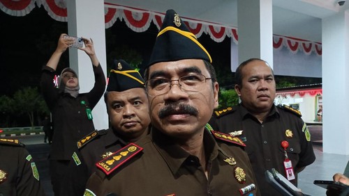 Kajari Mataram, Gde Made Pasek Swardhayana, saat ditemui wartawan di kantornya, Kamis (25/9/2025). (Abdurrasyid Efendi/detikBali)