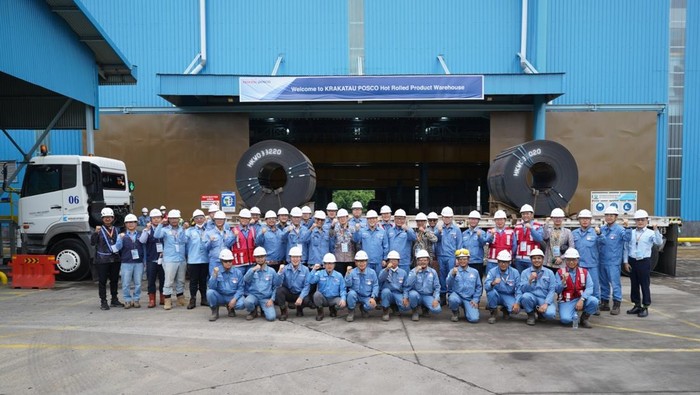 Krakatau Posco Bangun Gudang Baja HRC Rp 267 M