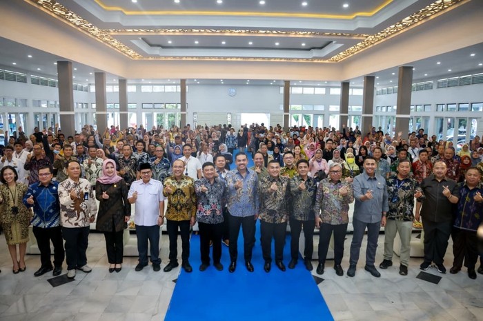 Lewat LokaModal, Menteri Maman Ajak UMKM Disiplin Atur Keuangan
