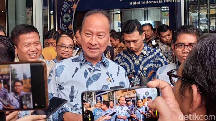 Menteri Perindustrian Agus Gumiwang