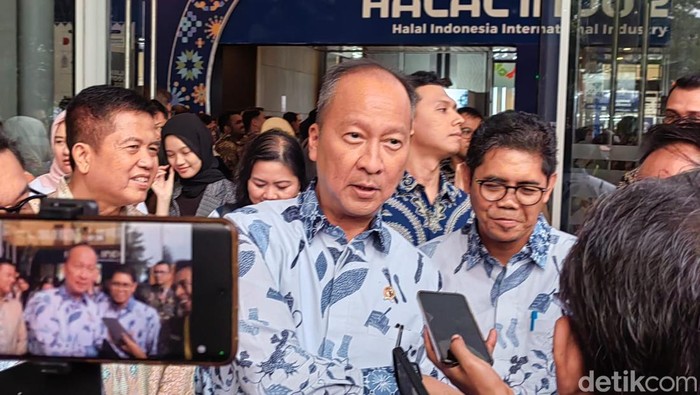 Menteri Perindustrian Agus Gumiwang