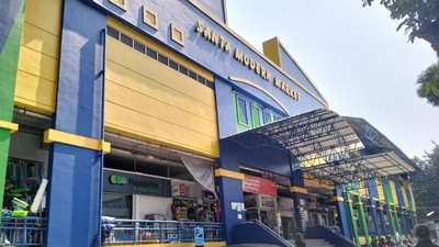 Makan-makan di Pasar Santa: Enak, Murah, Instagramabel