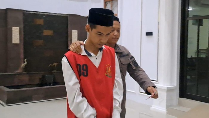 Febri Wahyudi pelaku pembunuhan sadis di Barbeshop Masterpiece Jombang