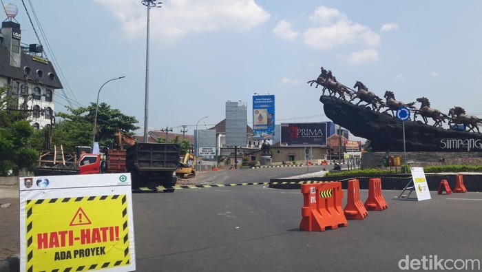 Pembangunan tunnel di Simpang Siaga, bagian dari proyek pemeliharaan Jalan Pandanaran senilai sekitar Rp 22 miliar di Boyolali mulai dikerjakan, Kamis (25/9/2025).