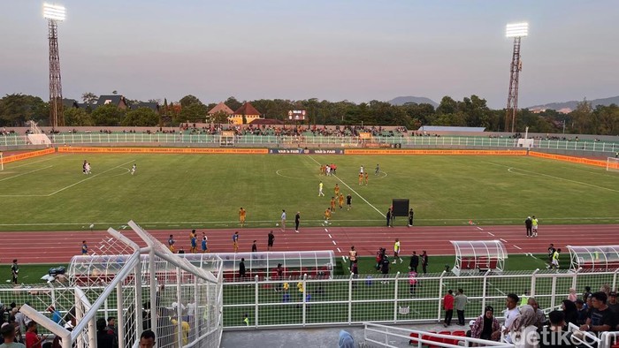 Pertandingan Bhayangkara FC vs Malut United