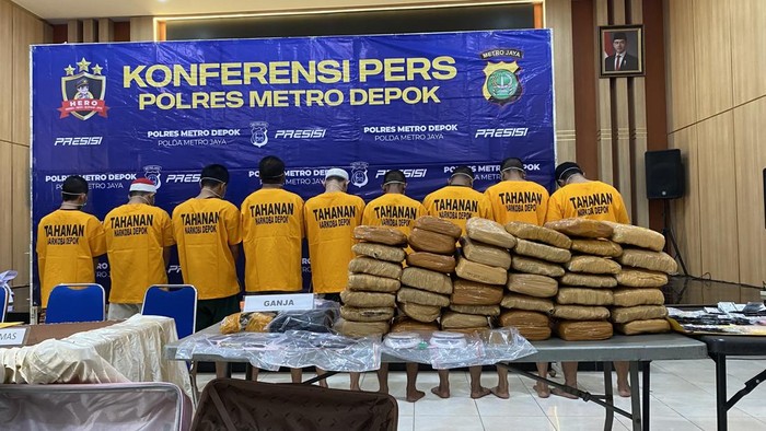 Polisi bongkar sindikat pengedar narkoba di Depok (Devi/detikcom)