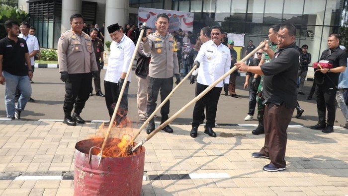Polres Tangerang Kota Musnahkan 4,7 Kg Ganja, Sabu hingga Ekstasi (foto: dok. ist)