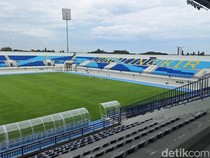 835 Hari Menanti, Persela Akhirnya Bermain di Surajaya Bersama Suporter