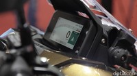 USB Type-C hadir di semua tipe membuatnya semakin fleksibel untuk perjalanan ke mana saja. Menariknya, pada tipe Honda Roadsync, diberikan warna baru SUV Brown dengan velg berwarna burnt titanium layaknya SUV premium.