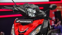 Bagi yang mendambakan model Fashion dengan gaya kalcer, hadir Honda Stylo 160 warna baru, Matte Blue yang menawan, New Honda Scoopy, hingga Honda Genio. Kombinasi warna dan striping baru CRF150L pun akan menjadi magnet tersendiri bagi pecinta sepeda motor off road. Honda BeAT pembaruan warna dan striping juga siap menyapa pengunjung.