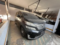 Lelang Toyota Vellfire Pemprov Sulsel Laku Rp 134 Juta