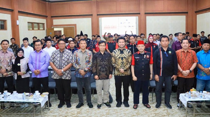 Wagub Emil Dardak bertemu  Pengurus Forum Mahasiswa Madura (FORMAD) Jabodetabek