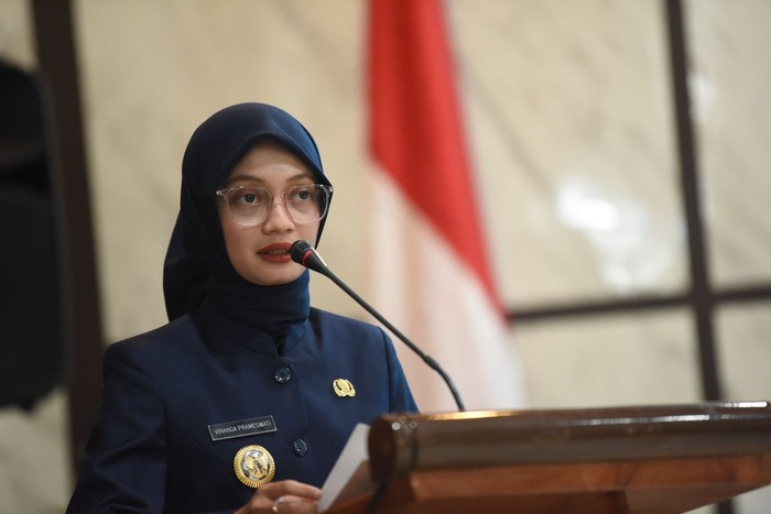 Wali Kota Kediri Vinanda Prameswati