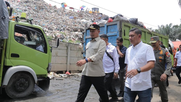 Walkot Agung turun ke TPA Muara Fajar