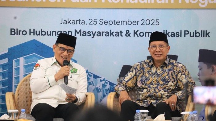 Wamenag Romo H. R. Muhammad Syafii  dalam acara Dialog Media: Pesantren dan Kehadiran Negara di Jakarta, Kamis (25/9/2025).