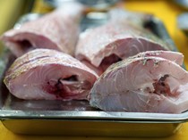 4 Makanan-Minuman Ini Dipercaya Bisa Atasi Keracunan, Faktanya Belum Ada Bukti Ilmiah