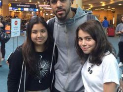 Dikira Foto Sama Artis, Tahunya Sama... Auk Siapa