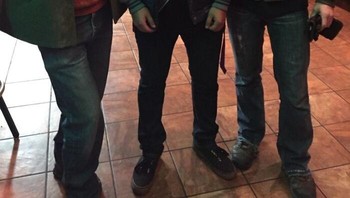 Bro mengira sudah bertemu dengan Christian Bale dan Orlando Bloom. Foto: Derf13 via Bored Panda