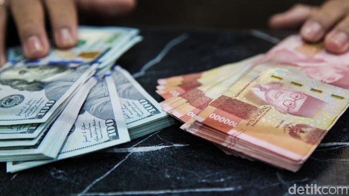 Dolar AS Menguat Tipis ke Rp 16.627 Pagi Ini