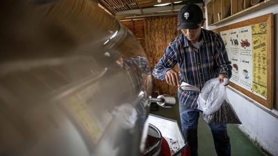 Dukung UMKM Tangguh Lewat Penjaminan Kredit
