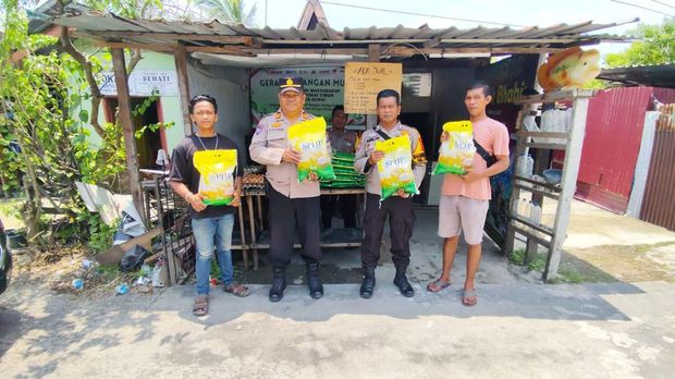 Gerakan pangan murah di Kota Dumai disambut antusias warga, Jumat (26/9/2025).