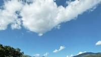Foto Inara saat berada di Danau Kawaguchi