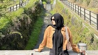Inara juga berkunjung ke desa tradisional Saiko Iyashino-Sato Nenba.