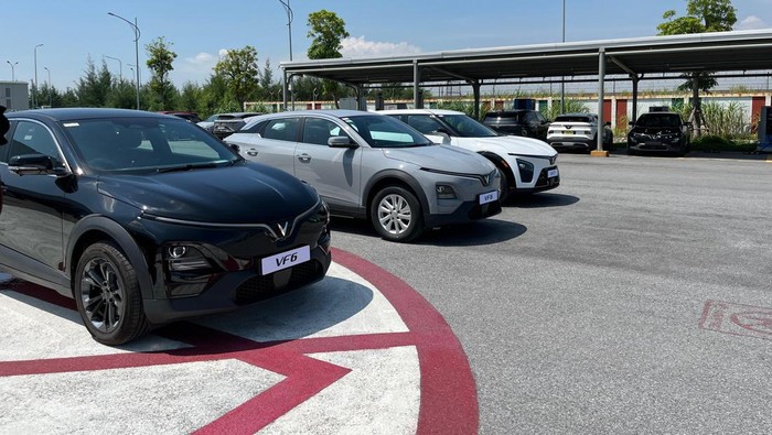 Jajaran mobil listrik VinFast di Vietnam