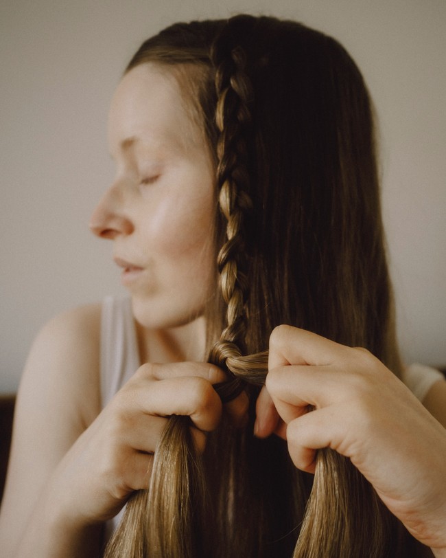 “Aku baru tahu kalau saya tidak mendapatkan undangan untuk konvensi Harry Potter baru-baru ini, karena sekarang saya bergabung dengan OnlyFans. Mereka menjelaskan bahwa itu karena acara keluarga dan OnlyFans berafiliasi dengan pornografi,” tulisnya Substack. Foto: Instagram Jessica Cave