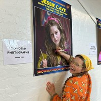 Meski begitu ia mengaku tidak kecewa karena tidak diikutsertakan dalam acara Harry Potter karena serial Harry Potter yang baru sedang dalam tahap produksi.Akan ada pemeran baru sekarang, dan ini zaman yang berbeda. Lagipula, aku sudah menyelenggarakan konvensi selama lebih dari 15 tahun dan punya cukup banyak foto dan memorabilia penyihir, tulisnya.Foto: Instagram Jessica Cave