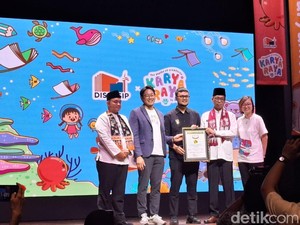 Perpustakaan Jakarta Raih Rekor MURI Pencetak Buku Anak Terbanyak Tingkat Provinsi