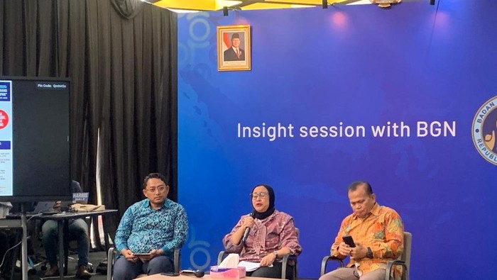 Konferensi pers BGN terkait keracunan MBG