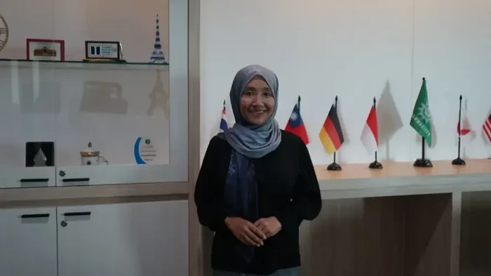 Mahasiswa Thailand menempuh pendidikan di UM Surabaya.