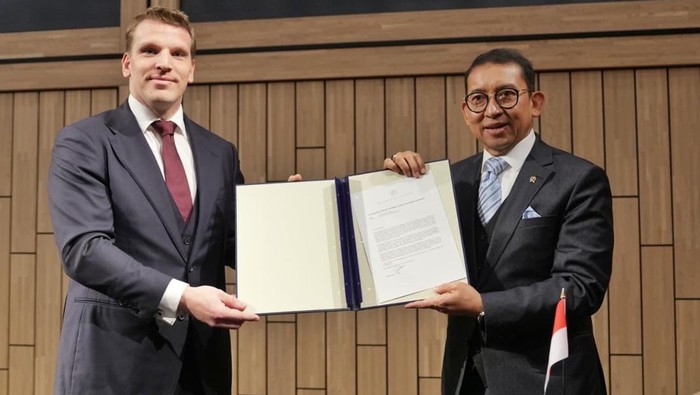 Menbud Terima Pengembalian Koleksi Dubois dari Pemerintah Belanda