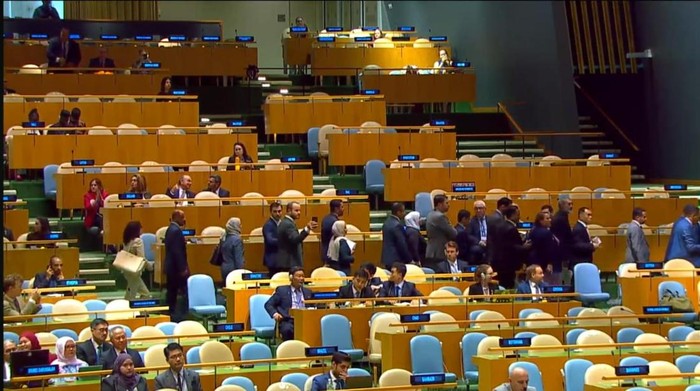 PM Israel Benjamin Netanyahu pidato di PBB. Delagasi ramai-ramai walk out.