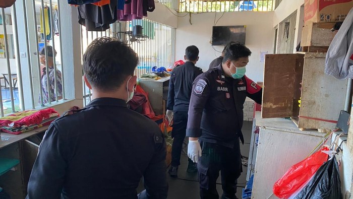 Razia besar-besaran di Lapas Tarakan usai napi tewas ditikam.