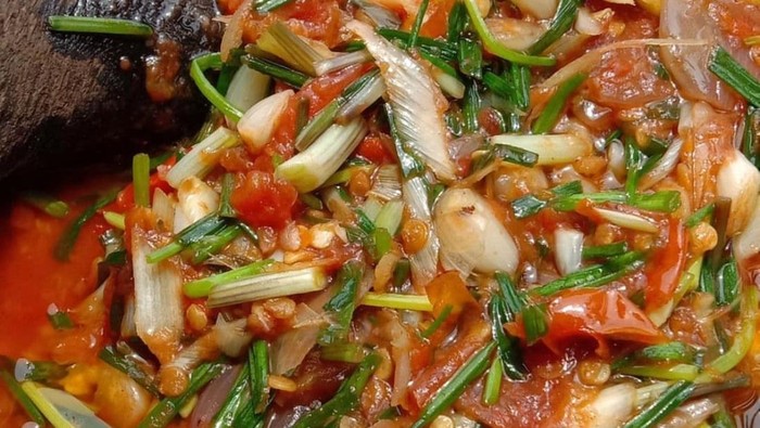 Sambal suna atau sambal kucai. Foto: instagram @seputaranplk