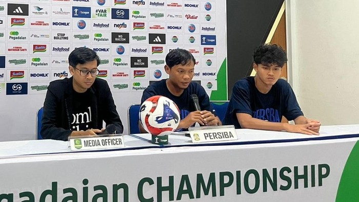 Sesi jumpa pers Persiba jelang lawan PSIS di Stadion Jatidiri Semarang, Jumat (6/9/2025).