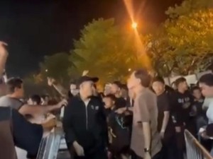 Penonton Tak Bertiket Jebol Pagar Konser Musik di Makassar, 4 Orang Luka
