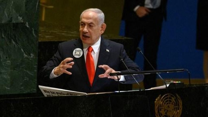 NEW YORK, NEW YORK - SEPTEMBER 26: Prime Minister of Israel Benjamin Netanyahu speaks at the 80th session of The United Nations General Assembly (UNGA) on September 26, 2025 in New York City. This years theme for the annual global meeting is:Better together: 80 years and more for peace, development and human rights.   Alexi J. Rosenfeld/Getty Images/AFP (Photo by Alexi J. Rosenfeld / GETTY IMAGES NORTH AMERICA / Getty Images via AFP)