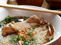 5 Mie Paling Nggak Enak di China, Bau Siput hingga Pakai Darah Bebek