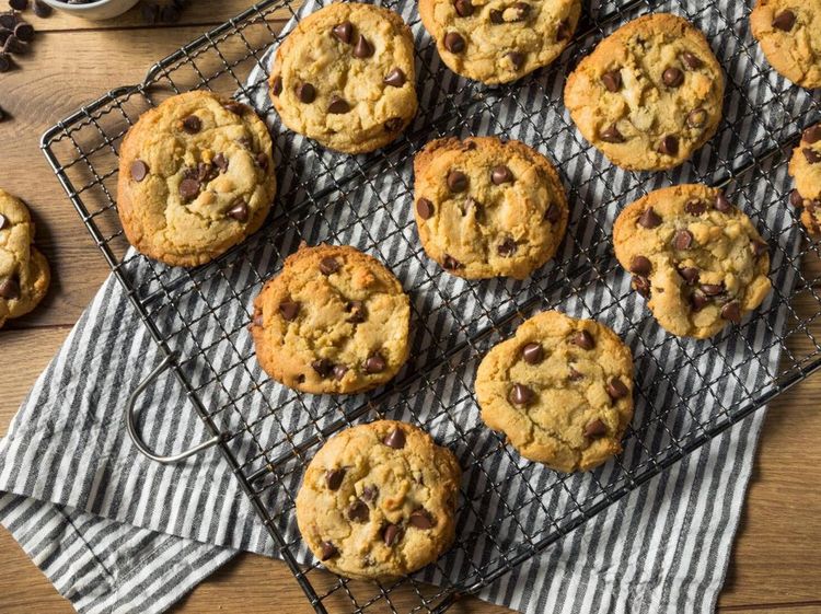 9 Hidangan Favorit Ini Tercipta Akibat Kecelakaan Dapur