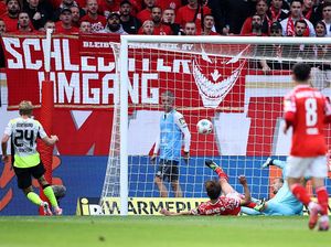 Mainz Vs Dortmund: Die Borussen Menang 2-0