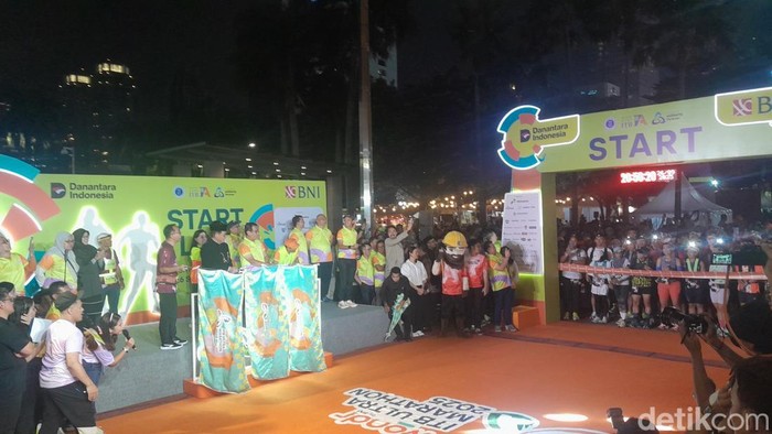 Pramono Anung Flag Off wondr ITB Ultra Marathon 2025, Rutenya Jakarta-Bandung