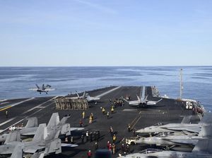 USS Gerald R Ford Terbakar di Laut Merah, AS Tepis karena Serangan Iran