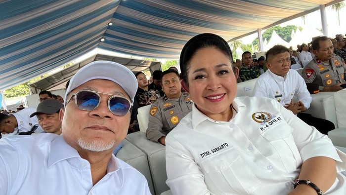 Menko Pangan Zulhas hingga etua Komisi IV DPR RI Titiek Soeharto hadiri panen raya jagung serentak kuartal III di OKU Timur, Sumatera Selatan.
