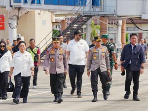 Legislator Rajiv Apresiasi Inovasi Polisi Olah Eceng Gondok Jadi Pupuk