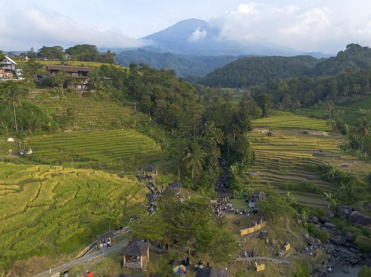 Pasar Bumi Pakuwon Dongkrak Wisata Majalengka