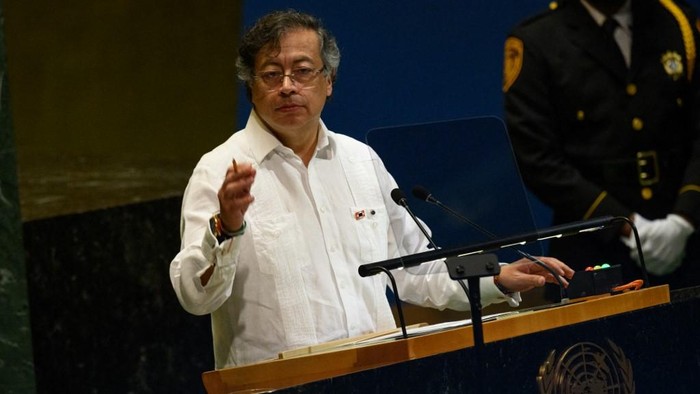 NEW YORK, NEW YORK - SEPTEMBER 23: President of Colombia Gustavo Petro speaks during the 80th session of the UNs General Assembly (UNGA) on September 23, 2025 in New York City. World leaders convened for the 80th Session of UNGA, with this years theme for the annual global meeting being Better together: 80 years and more for peace, development and human rights.   Alexi J. Rosenfeld/Getty Images/AFP (Photo by Alexi J. Rosenfeld / GETTY IMAGES NORTH AMERICA / Getty Images via AFP)