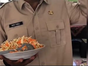 Menu MBG di Jember Ditolak Pihak Sekolah karena Berbau Aneh